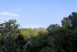 KAMENA KUĆA S PREDIVNIM POGLEDOM NA MORE I CRES I LOŠINJ, Mošćenička Draga, Kuća