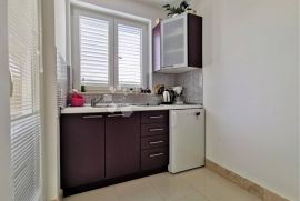 Prekrasna vila sa 10 apartmana, Poreč, Kuća