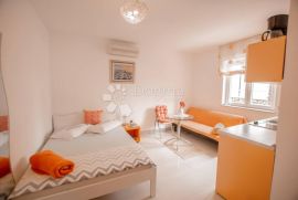 Prekrasna vila sa 10 apartmana, Poreč, Kuća