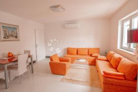 Prekrasna vila sa 10 apartmana, Poreč, Kuća