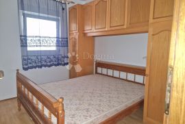 Investicijska prilika - Šilo (kuća s 5 apartmana), Dobrinj, Casa