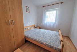 Investicijska prilika - Šilo (kuća s 5 apartmana), Dobrinj, Casa