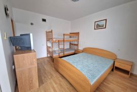 Investicijska prilika - Šilo (kuća s 5 apartmana), Dobrinj, بيت