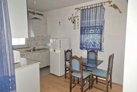 Investicijska prilika - Šilo (kuća s 5 apartmana), Dobrinj, بيت