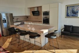 EKSKLUZIVAN STAN 2S+DB, Rijeka, Apartamento