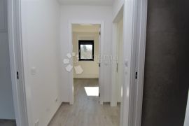 MALINSKA, APARTMAN U NOVOGRADNJI, TOP LOKACIJA, Malinska-Dubašnica, شقة