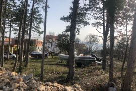 Prilika za investitore, Crikvenica, Γη