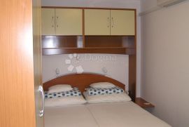 Selce - apartman u centru, 60 metara od plaže, Crikvenica, Διαμέρισμα