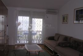 Selce - apartman u centru, 60 metara od plaže, Crikvenica, Διαμέρισμα