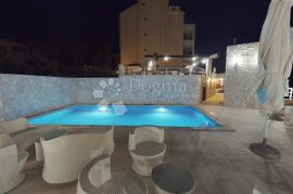 UHODANI, VISOKO CIJENJENI HOTEL, Pag, Εμπορικά ακίνητα