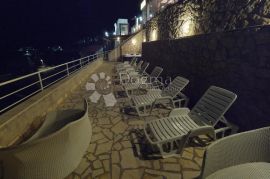 UHODANI, VISOKO CIJENJENI HOTEL, Pag, Εμπορικά ακίνητα