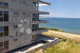 Beachfront Suite Panorama Seawiew, Povljana, Appartment