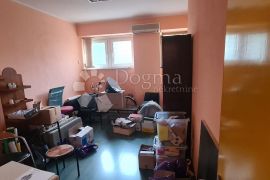 Poslovni prostor 114 m², Rijeka, Poslovni prostor