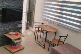 TURNIĆ, 3 apartmana, investicijsko blago, Rijeka, Appartment