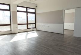 Adaptiran kancelarijski PP na Pećinama, Rijeka, Commercial property