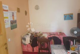 Stan na atraktivnoj lokaciji, Ližnjan, Apartamento