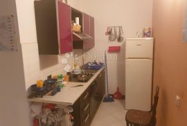 Stan na atraktivnoj lokaciji, Ližnjan, Apartamento