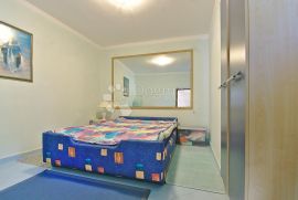 OPATIJA Etaža kuće s potencijalom, Opatija, Appartement