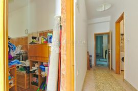 OPATIJA Etaža kuće s potencijalom, Opatija, Appartement