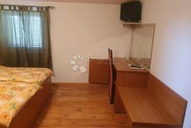 Apartmanska kuća u okolici Poreča, Poreč, بيت