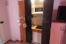 Apartmanska kuća u okolici Poreča, Poreč, Σπίτι