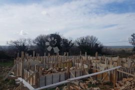 Započeta gradnja kuće s otvorenim pogledom u blizini Labina, Labin, House