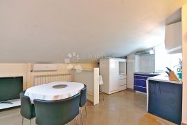 Apartmanska kuća s Kvarnerom na dlanu, Opatija - Okolica, Σπίτι