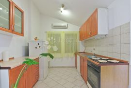 KASTAV, SAMOSTOJEĆA KUĆA, 3 STAN, RADIONA - 450 m², Kastav, Σπίτι