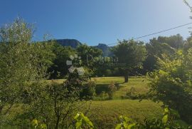 Samostojeća kuća sa četiri stana, Vinodolska Općina, Famiglia