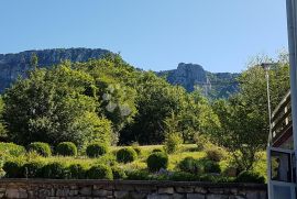 Samostojeća kuća sa četiri stana, Vinodolska Općina, Famiglia