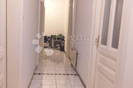 Poslovni prostor 18 m² 1. kat, Rijeka, Commercial property