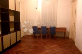 Poslovni prostor 18 m² 1. kat, Rijeka, Коммерческая недвижимость