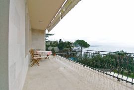 House (First row to the sea) for Rent (long term), Opatija, Famiglia