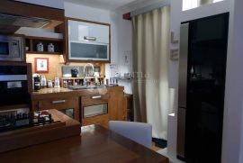 BELVEDER 2S+DB DVOETAŽNI, Rijeka, Apartamento