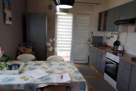 Jadranovo komotan apartman, Crikvenica, Apartamento