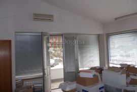 POSLOVNI PROSTOR, RIJEKA, CENTAR, 136 m², Rijeka, Propriedade comercial