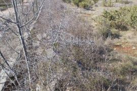 Linardići, južni teren sa lijepim pogledom na more, Krk, Terreno