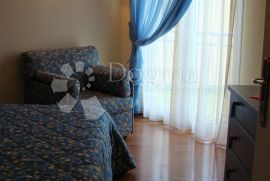 Apartman na prestižnoj lokaciji, Umag, Kвартира