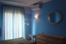 Apartman na prestižnoj lokaciji, Umag, Kвартира