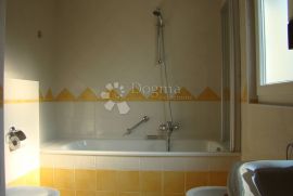 Apartman na prestižnoj lokaciji, Umag, Kвартира