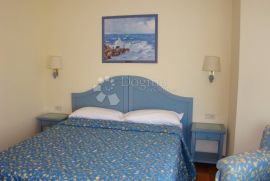 Apartman na prestižnoj lokaciji, Umag, Kвартира