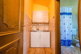 Opatijska rivijera kuća sa 10 apartmana (odlično kao investicija) i potencijalno kao hotel, Opatija, Casa