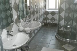 IČIĆI, stan u vili, 140 m², Opatija - Okolica, Appartement