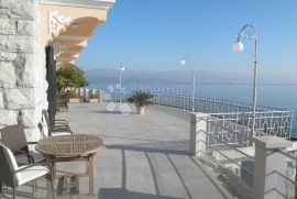 IČIĆI, stan u vili, 140 m², Opatija - Okolica, Appartement