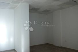 Poslovni prostor Podmurvice 107 m², Rijeka, Commercial property