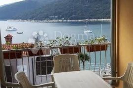 Rijetkost na tržištu, stan Rabac, 20 m od mora, Labin, Flat