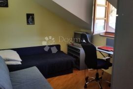 NAJAM STAN KOSTRENA 80 m² 2S+DB, Kostrena, Appartment