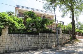 SELCE SAMOSTOJEĆA KUĆA 450 m², Crikvenica, Casa