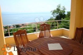 STAN OPATIJA 108 m² 3S+DB, Opatija, Daire