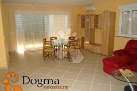 STAN OPATIJA 108 m² 3S+DB, Opatija, Daire